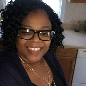 Meet your Posher, Claudette